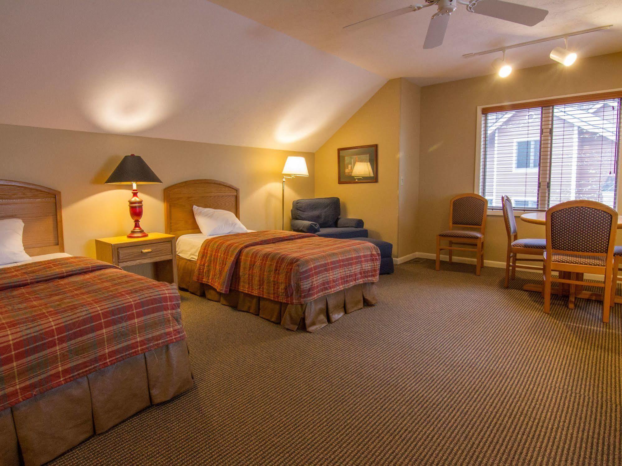 Hotel Crystal Mountain Thompsonville Exterior foto